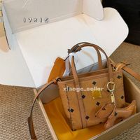 D2 17×15cm