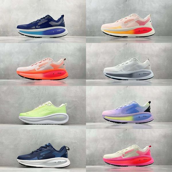 Top Vomeros 5 18 Plus Premium Men Women Running Roam Shoes Outdoor Sneakers Designer Trainers Hyper Slive Gold Pink Blue Tint White Volt Coconut